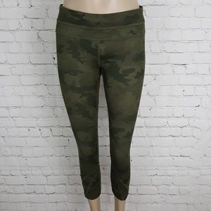 Lululemon Savasana Camo Run Inspire Crop Pants 6